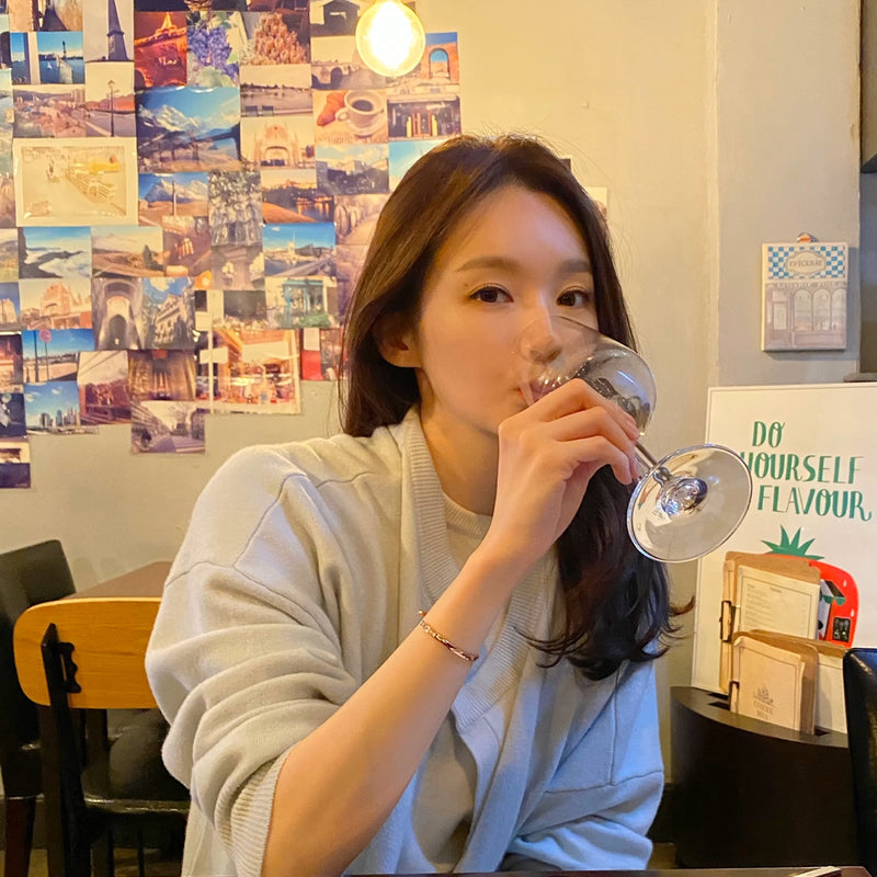 PLVE captured on Kang Minkyoung's Instagram